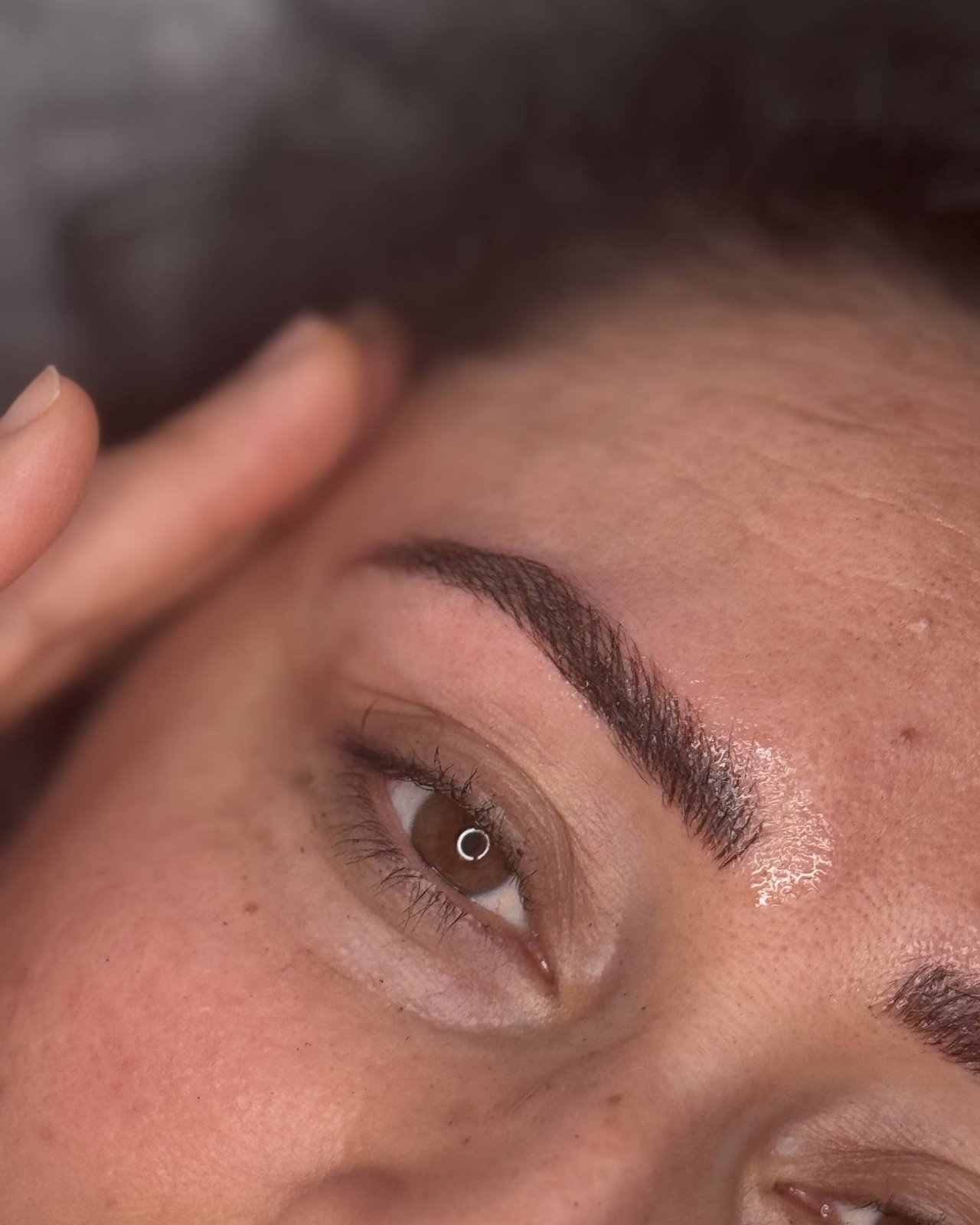 Permanent Make-up Augenbrauen — Arbeit von SIAmore Cosmetics