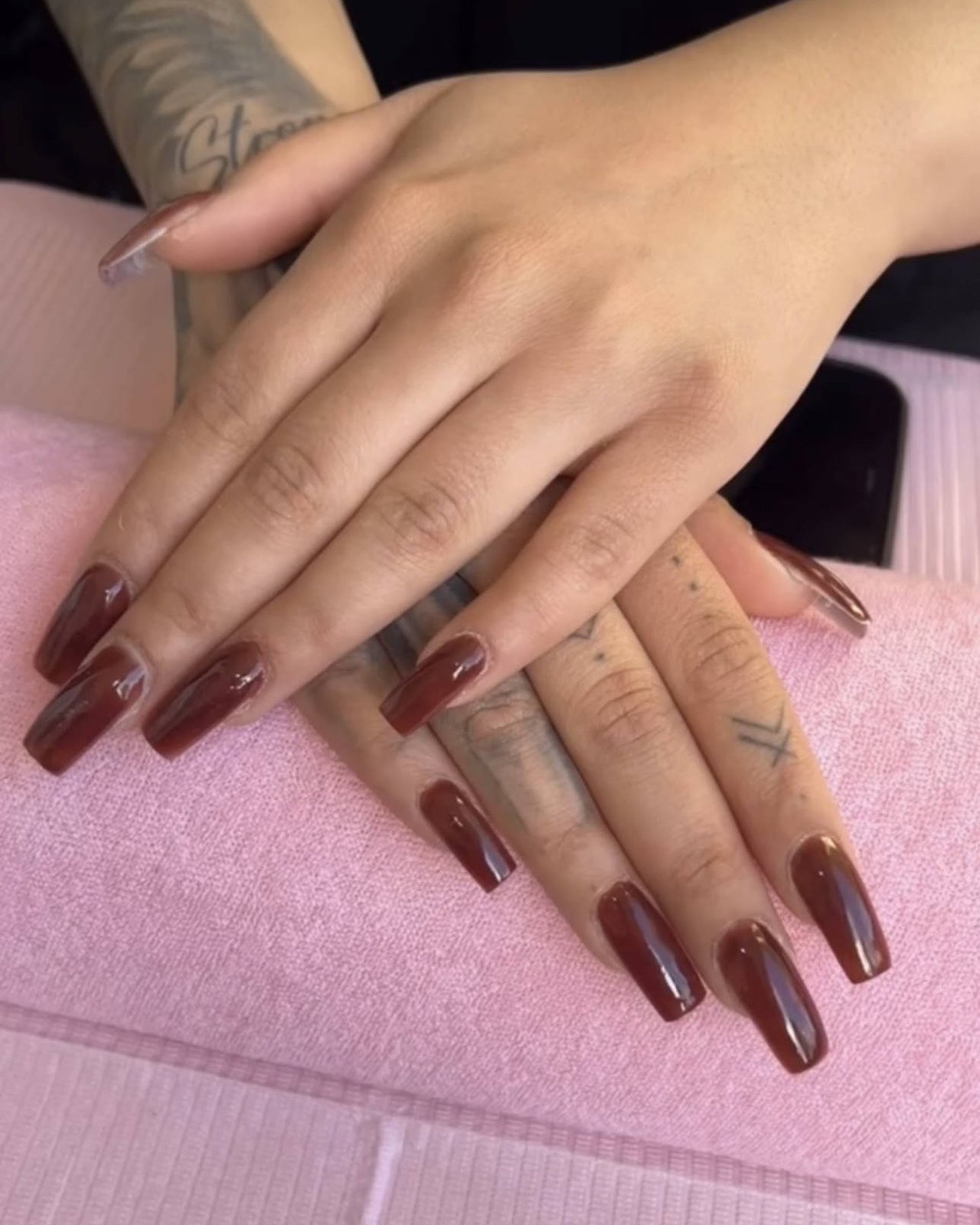 Nagelmodellage & Shellac — Arbeit von SIAmore Cosmetics
